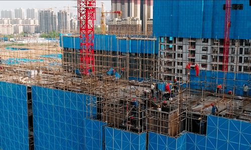 濮陽建業(yè)各項目六月家音丨不畏酷暑 為交房加速度