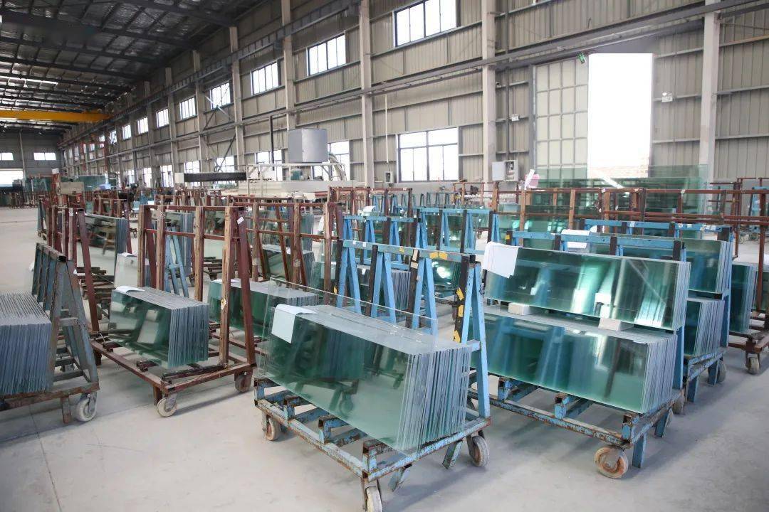 【聚焦主戰(zhàn)場開發(fā)區(qū)在行動】福建名玻玻璃,生產(chǎn)線馬力全開!_的生